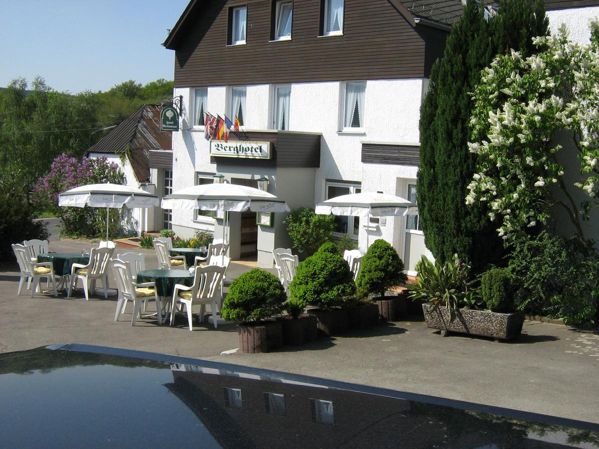 Berghotel Holzerath Экстерьер фото